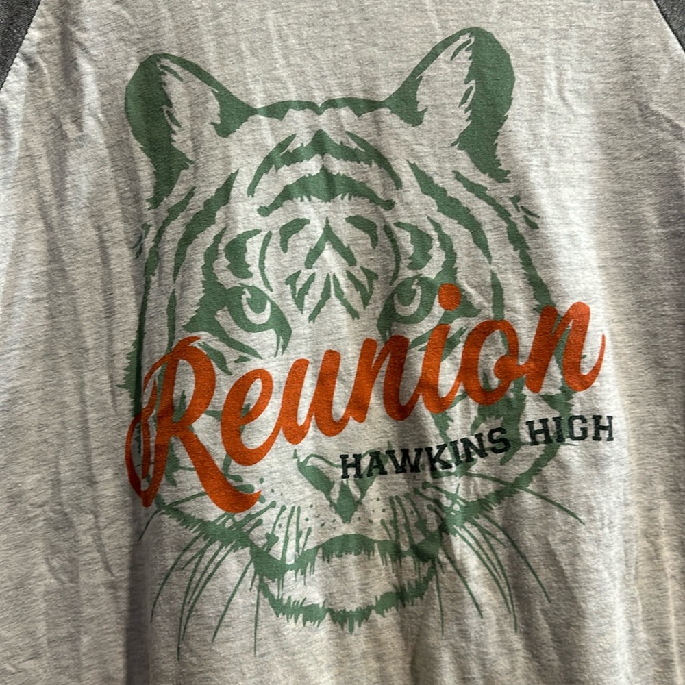 Stranger things long sleeve t shirt . Reunion Hawkins high size xs